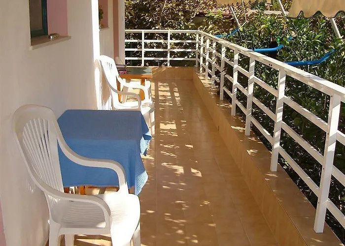 بيت ضيافة Alpha Stegna Sun