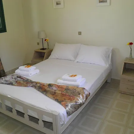 Konukevi Alpha Stegna Sun