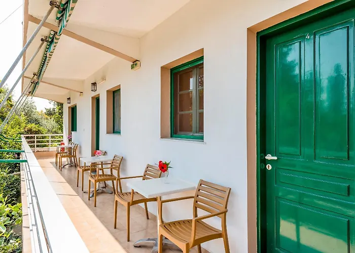 Πανσιόν Alpha Stegna Sun 3*