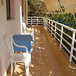بيت ضيافة Alpha Stegna Sun