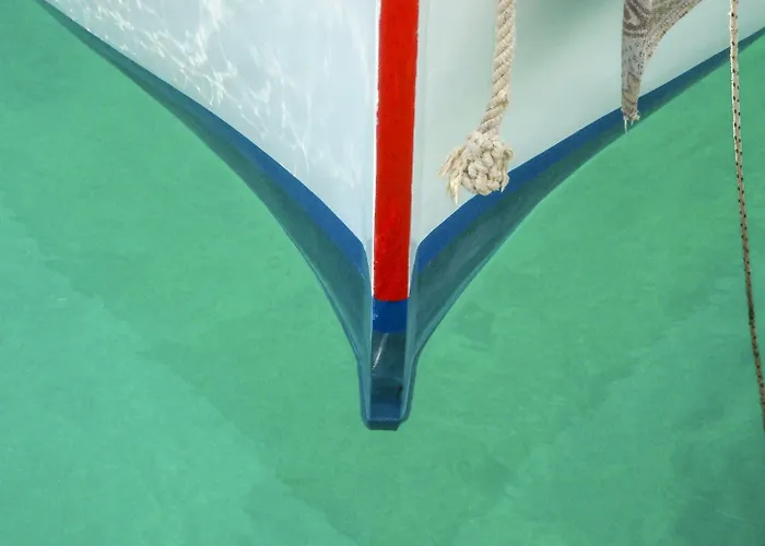 Alpha Stegna Sun ゲストハウス アルハンゲロス